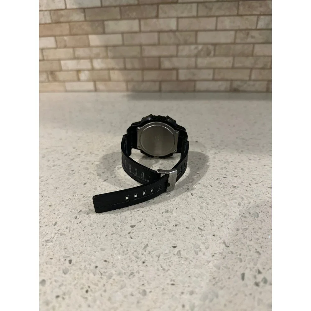 Casio MCW200H-2AV,‎ Men's Chronograph Watch